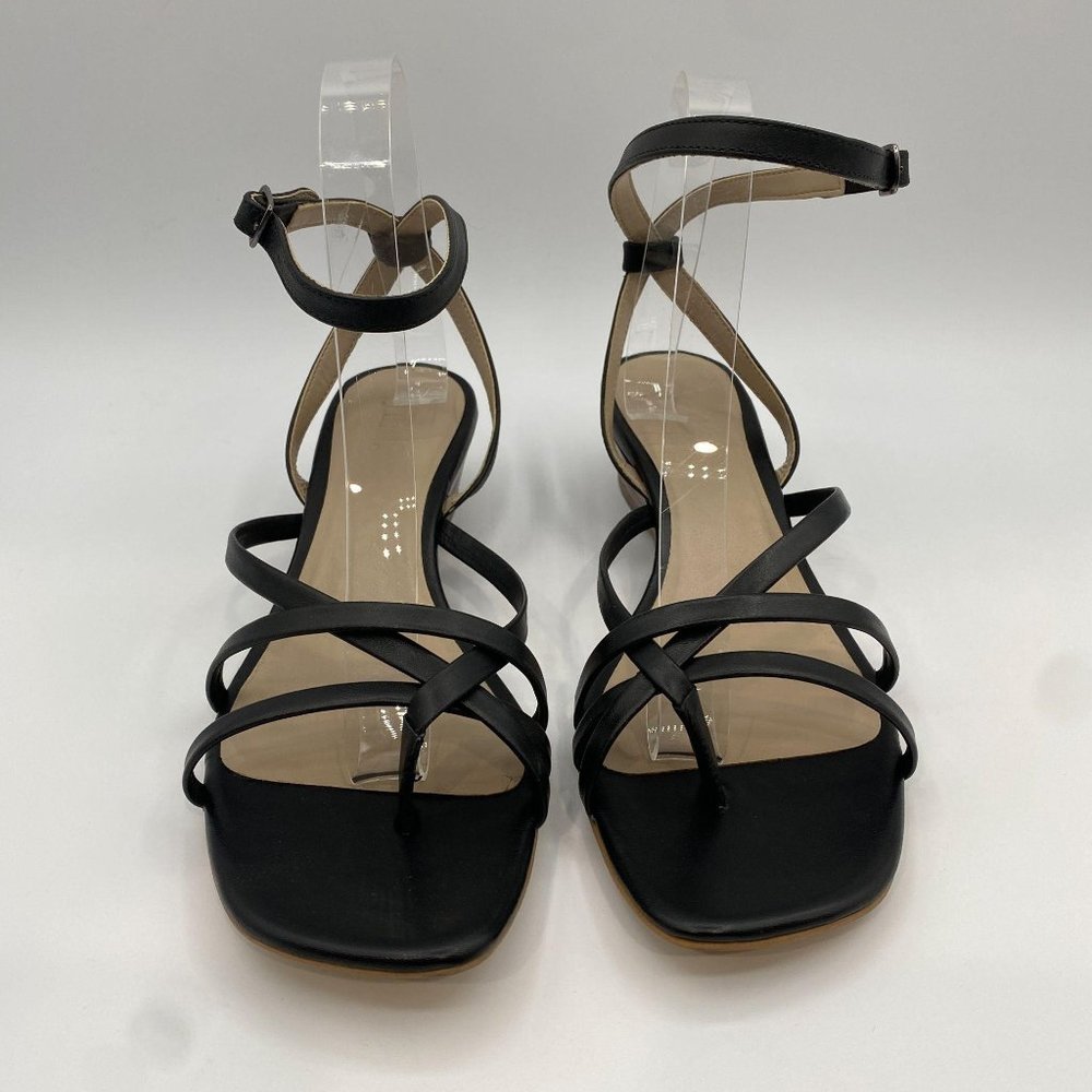 FIND. WOMEN'S ASYMETRIC TOE THONG WEDGE